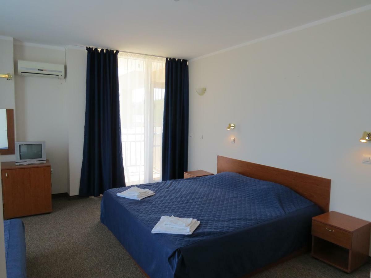 Hôtel Royal Beach à Sozopol Extérieur photo