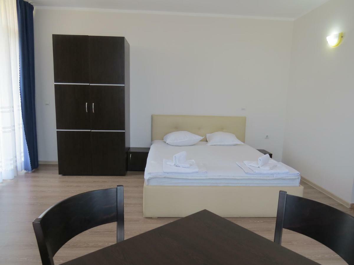 Hôtel Royal Beach à Sozopol Extérieur photo